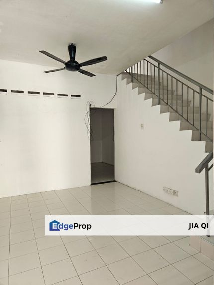 Jalan Ara Bandar Putra Kulai Double Storey Low Medium Cost , Johor, Kulai