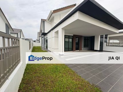 Jalan Bayan Bandar Putra Kulai Single Storey Semi D, Johor, Kulai