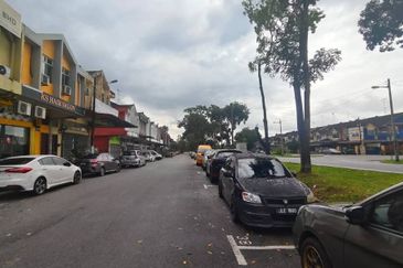 Taman Muhibah Saleng Double Storey Shop 