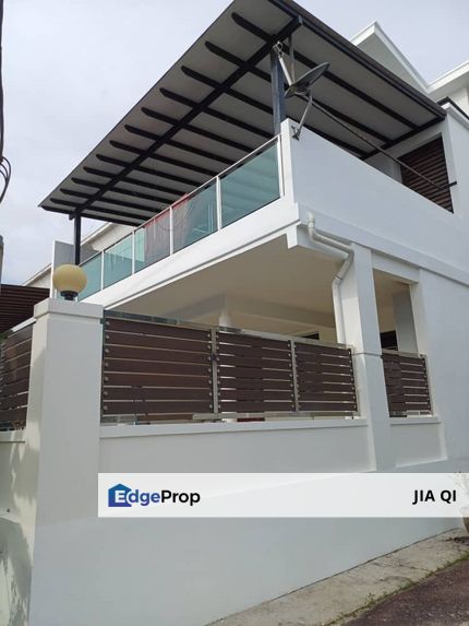 Jalan Ceria Bandar Putra Kulai Double Storey Endlot, Johor, Kulai