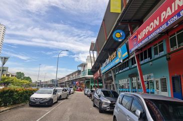 Nong Chik Riverside 3 Storey Shoplot