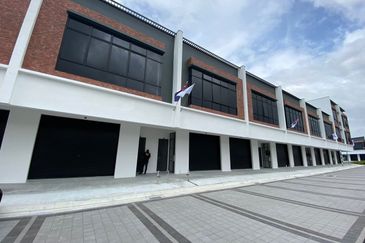 68 Avenue @ Gelang Patah