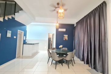 Nusa Sentral Spring Meadow