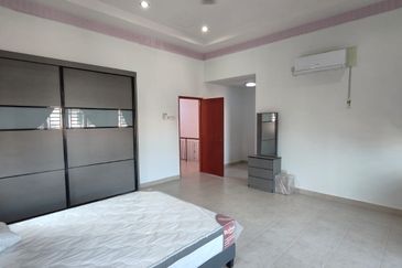 The Peak Bandar Putra Kulai Double Storey Cluster 