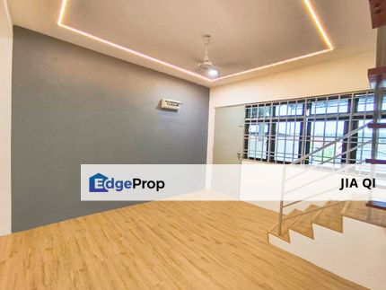 Jalan Jati Bandar Putra Kulai Double Storey Medium Low Cost, Johor, Kulai