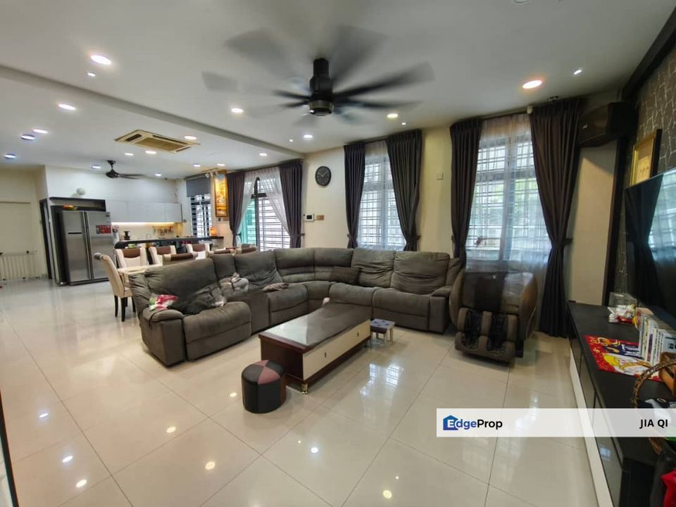 Jalan Matahari Indahpura Kulai Double Storey Semi D, Johor, Kulai