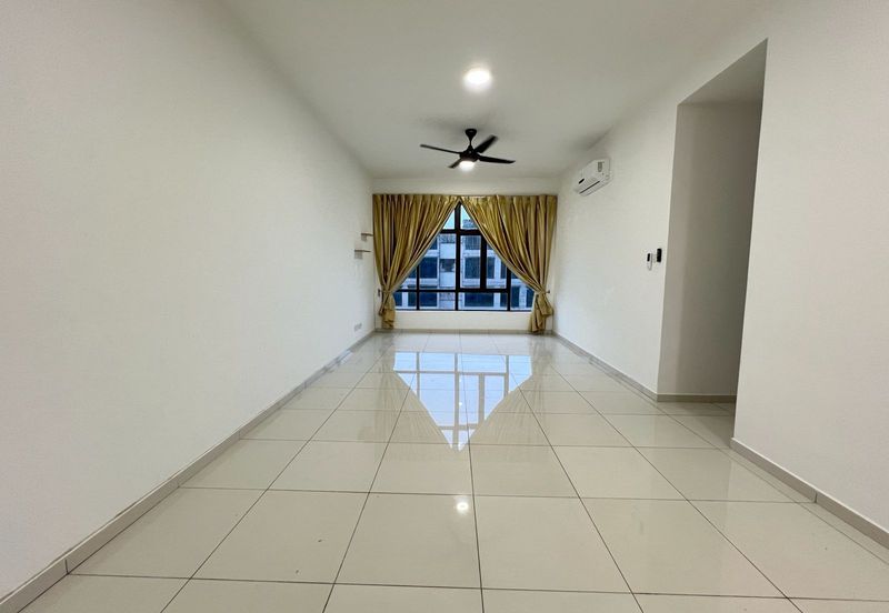 D'Summit Residences @ Kempas Utama