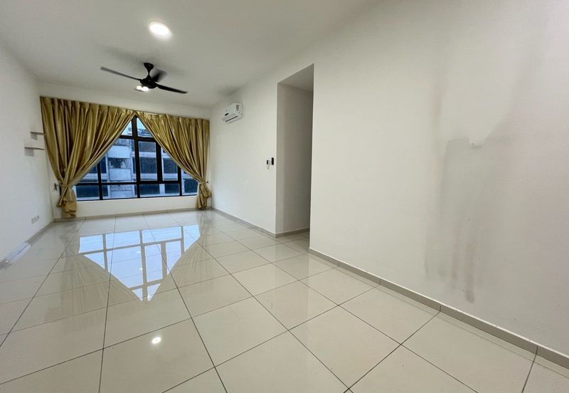 D'Summit Residences @ Kempas Utama