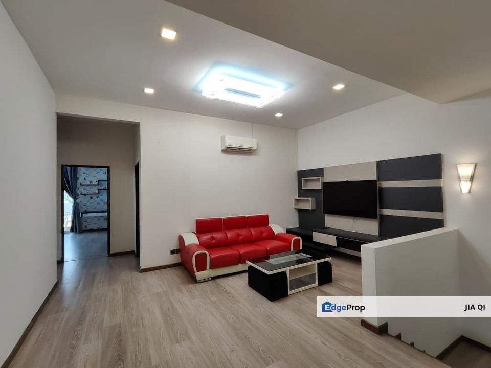 Bandar Putra Kulai Gate C Double Storey Semi D For Sale, Johor, Kulai