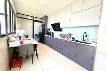 Sunway Citrine Lakehomes