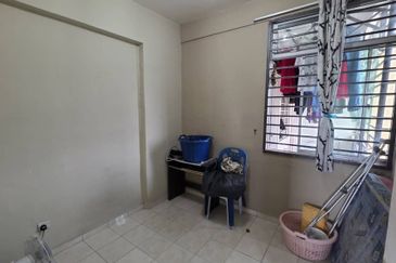 Indah Court Apartment