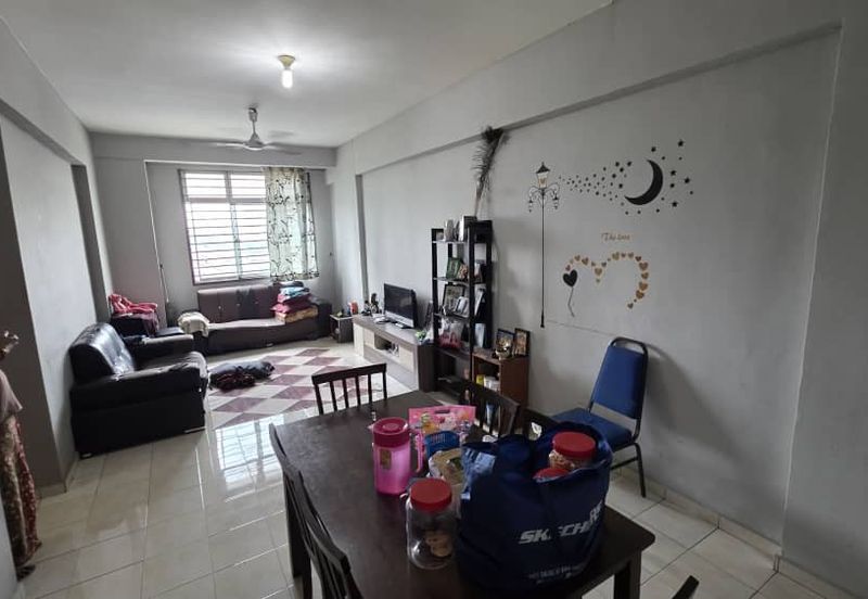 Indah Court Apartment