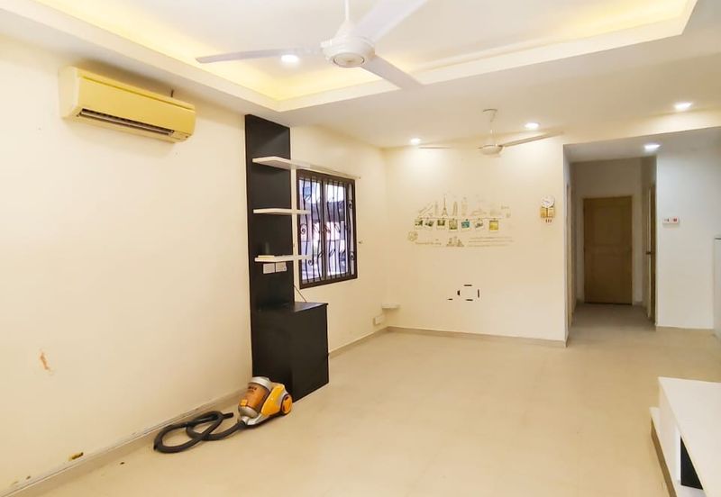 Taman Tampoi Indah II, Villa Ros