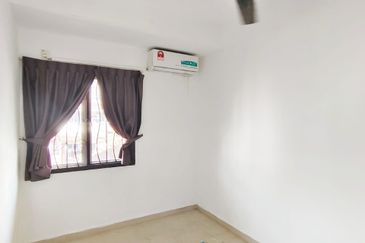 Taman Tampoi Indah II, Villa Ros