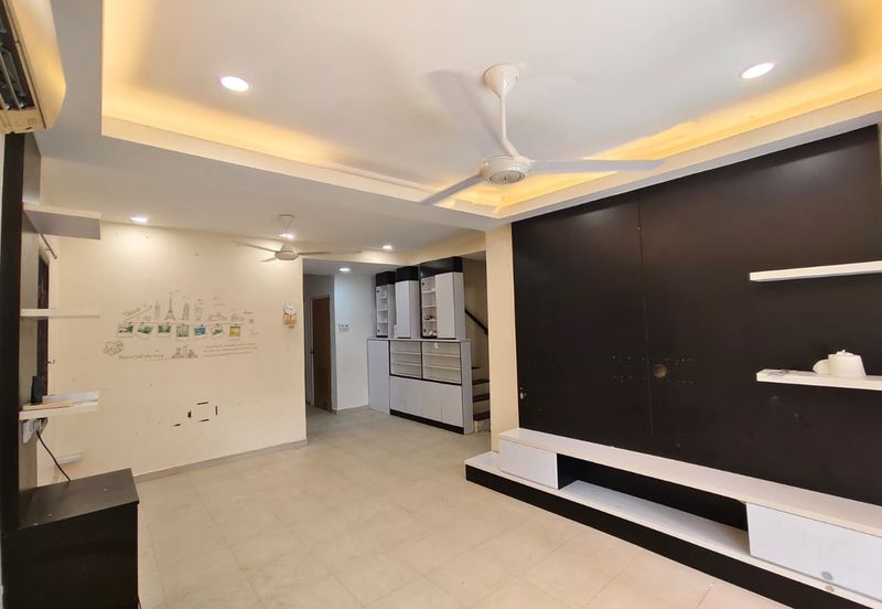 Taman Tampoi Indah II, Villa Ros