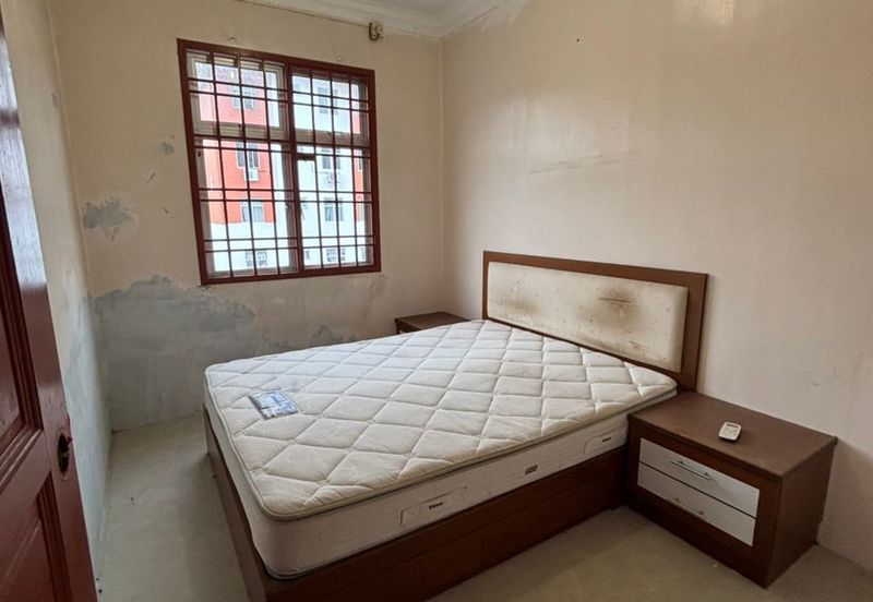 Sri Putra Apartments