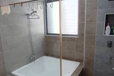 Taman Impian Heights