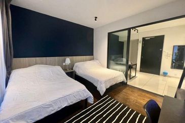 Almas Suites @ Puteri Harbour