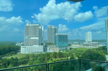 Almas @ Puteri Harbour