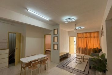 Villa Krystal, Bandar Selesa Jaya