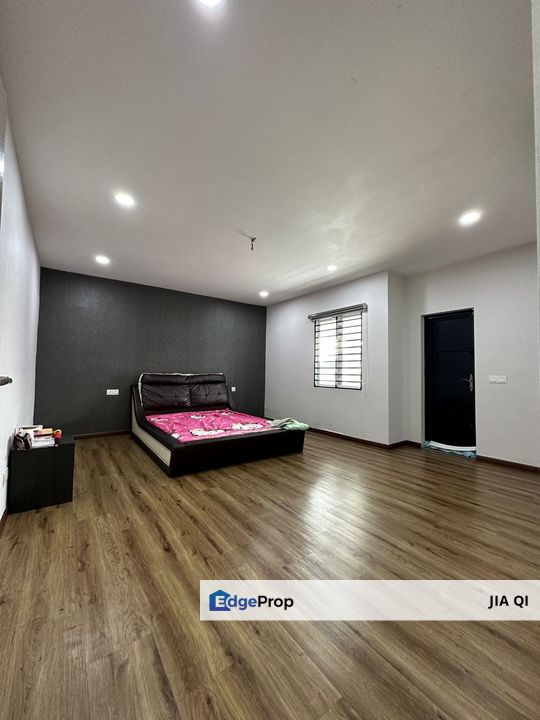 Kulai Desa Baiduri Double Storey Semi Detached House, Johor, Kulai