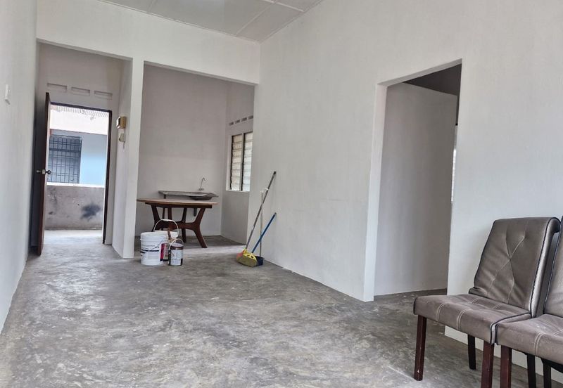 Taman Pulai Utama Flat