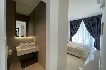 Paragon Suites @ CIQ