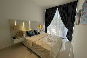 Paragon Suites @ CIQ