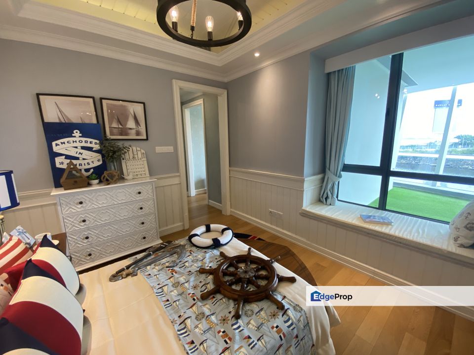 Sky 88 Seaview Free Shuttle Bus to Ciq Rts, below market rate, Johor, Johor Bahru