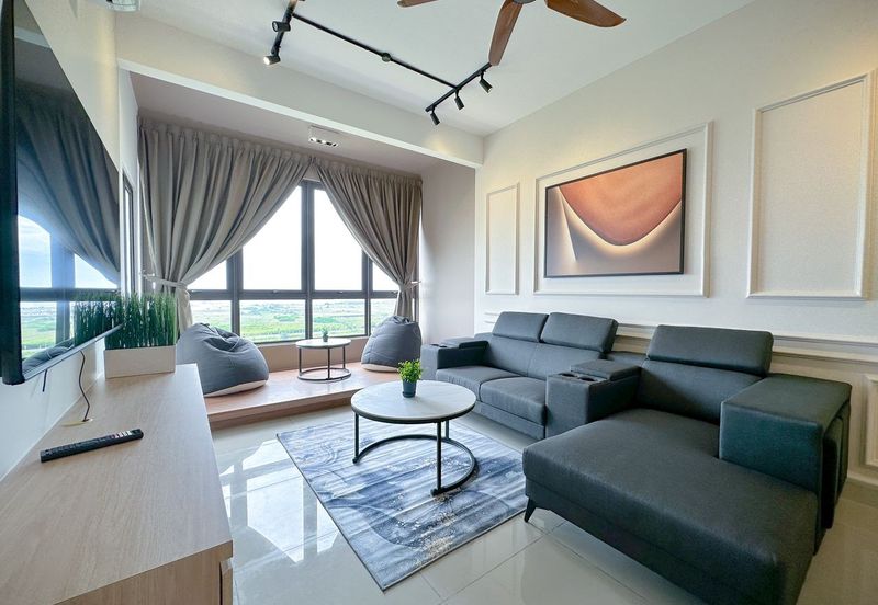 The WaterEdge Residences