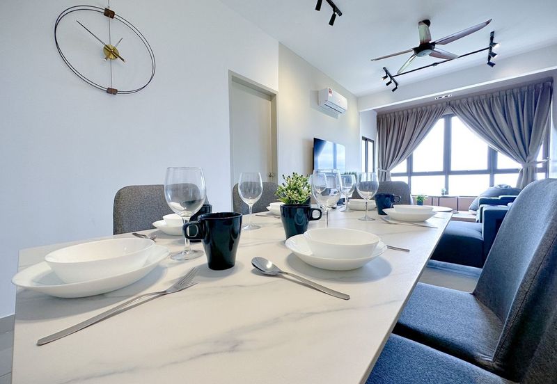 The WaterEdge Residences