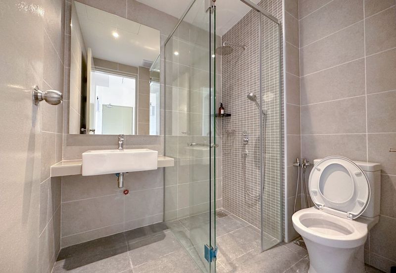 The WaterEdge Residences