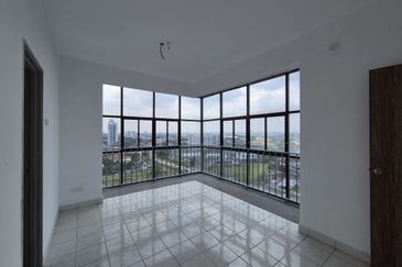 PR1MA @ LARKIN INDAH