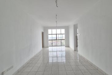 PR1MA @ LARKIN INDAH