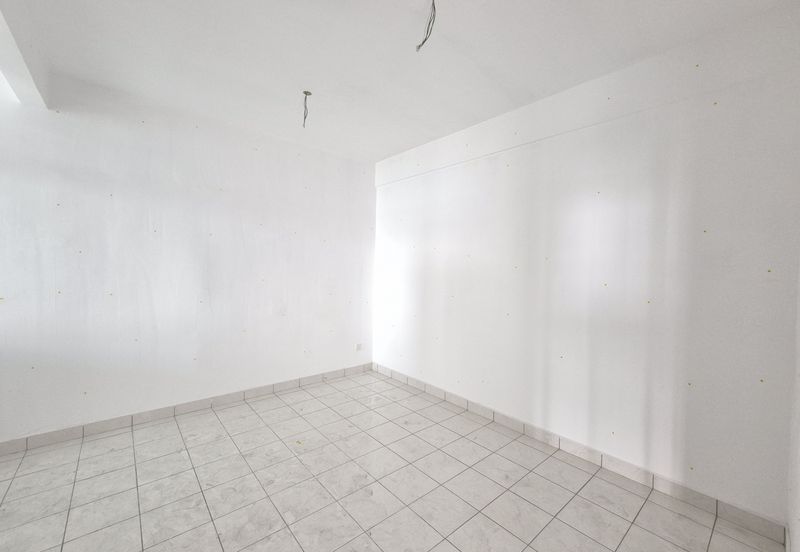 PR1MA @ LARKIN INDAH