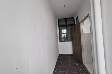 PR1MA @ LARKIN INDAH