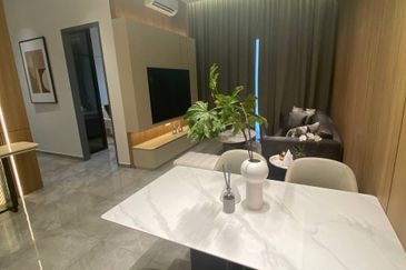 Parkland By The River