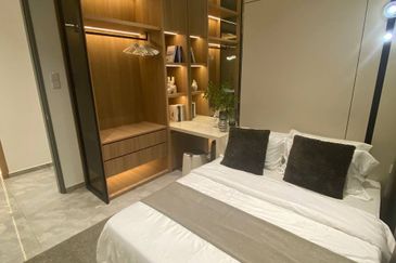 Parkland By The River