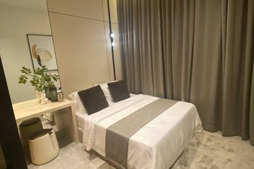 Parkland By The River