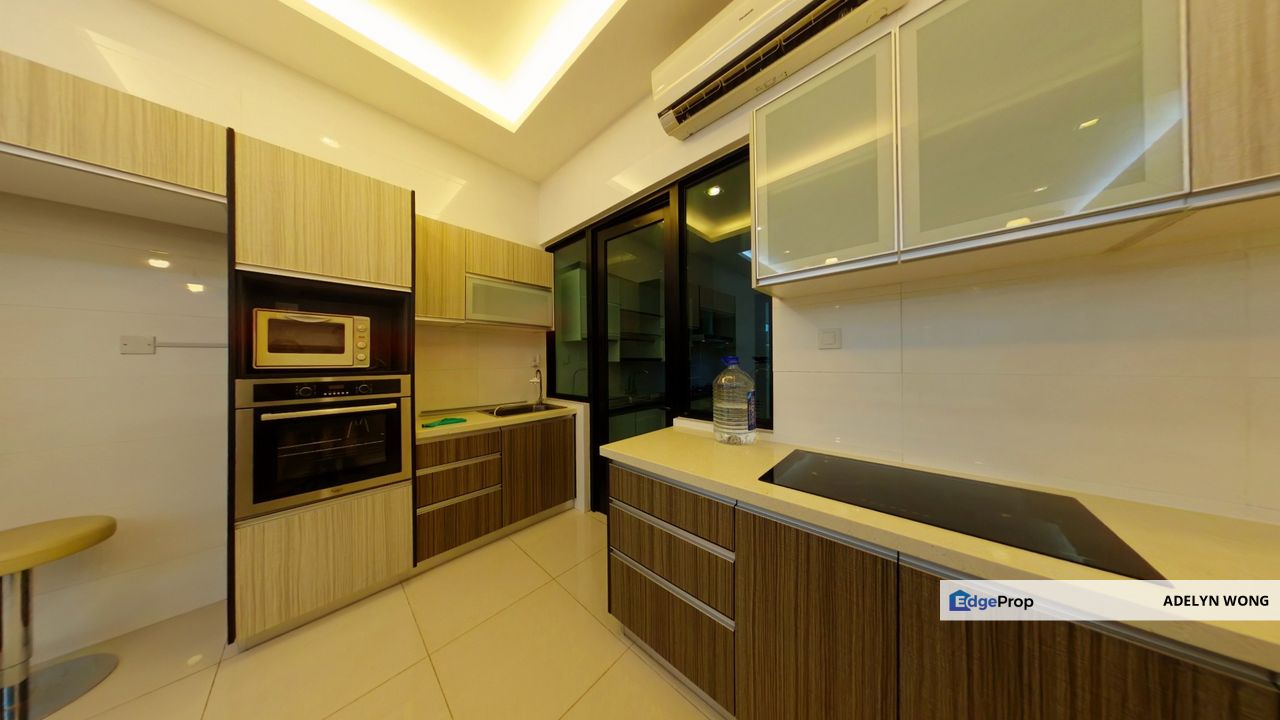 Fuyoh Nice Sia 3-storey Ter For Rent Duta Villa 5 Bedroom, Selangor, Shah Alam