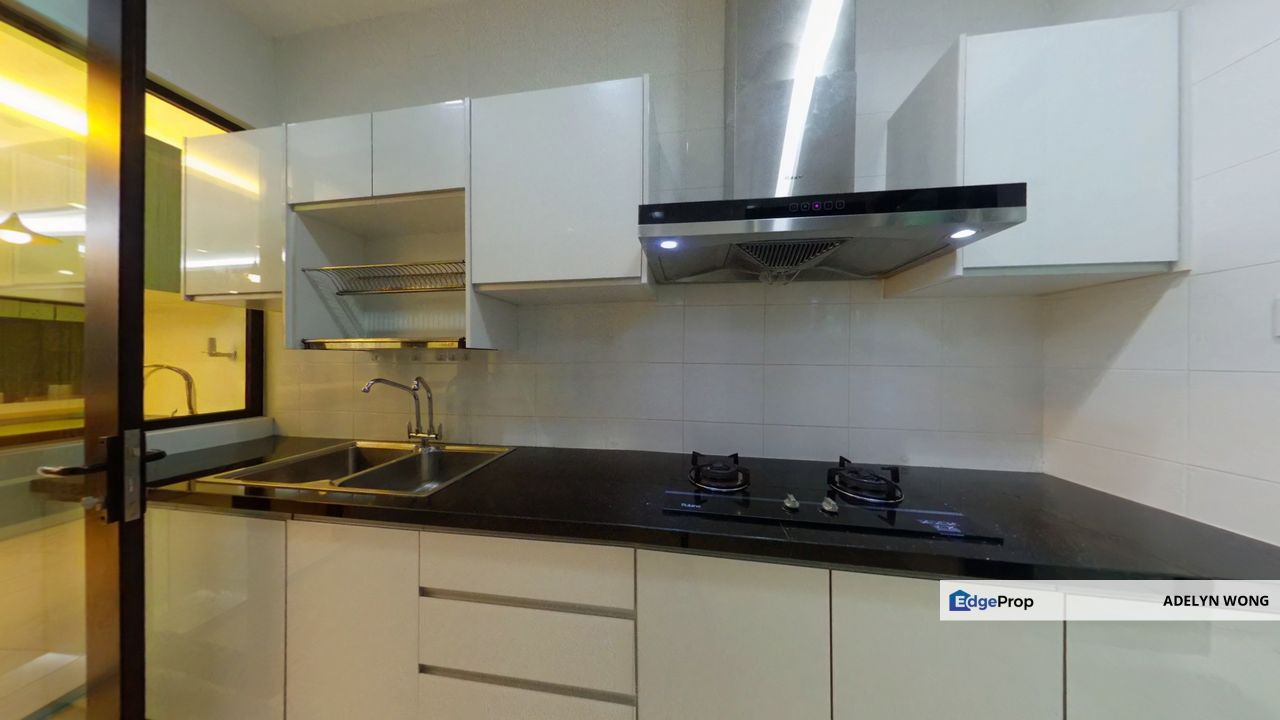 Fuyoh Nice Sia 3-storey Ter For Rent Duta Villa 5 Bedroom, Selangor, Shah Alam