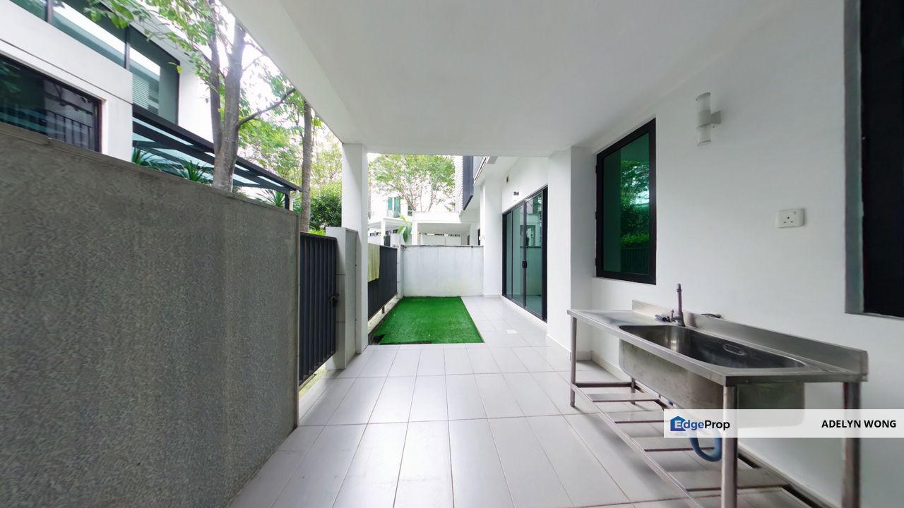 Fuyoh Nice Sia 3-storey Ter For Rent Duta Villa 5 Bedroom, Selangor, Shah Alam