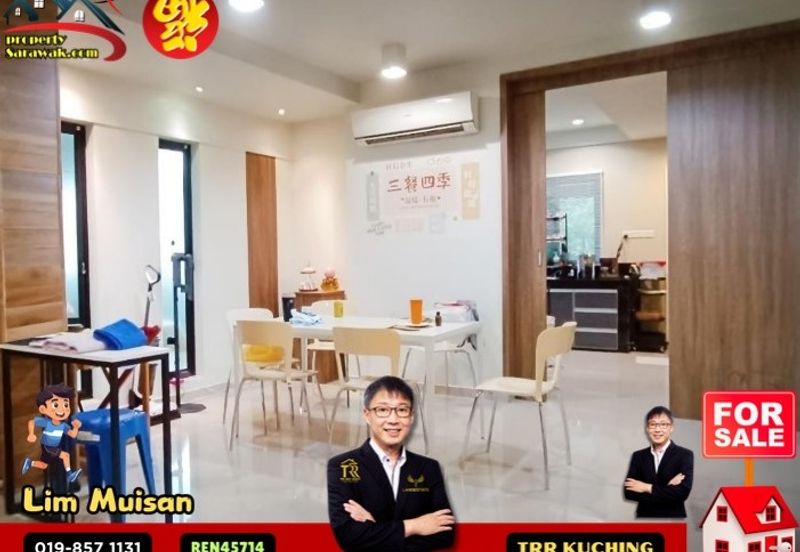 Double Storey Semi Detached house at Urat Mata in Kuching for Sale