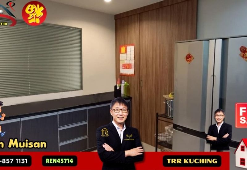 Double Storey Semi Detached house at Urat Mata in Kuching for Sale