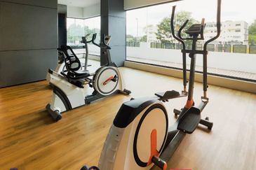 Royal Richmond Gold Condominium