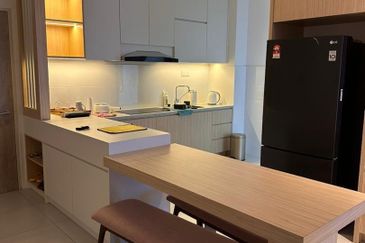 Royal Richmond Gold Condominium