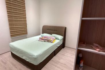 Royal Richmond Gold Condominium