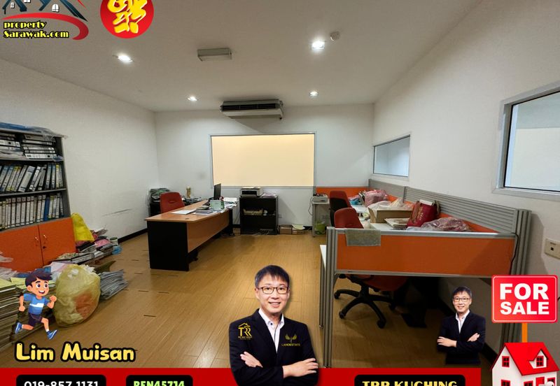 A Factory Warehouse at Sejingkat Demak Laut in Kuching for Sale