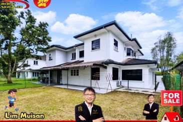 Double Storey Semi Detached House at Jalan Setia Raja in Kuching for Sale