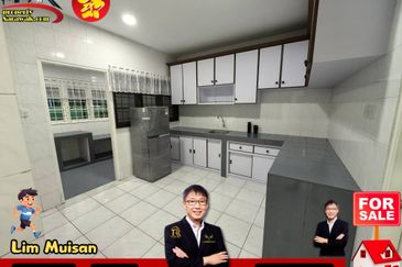 Double Storey Semi Detached House at Jalan Setia Raja in Kuching for Sale